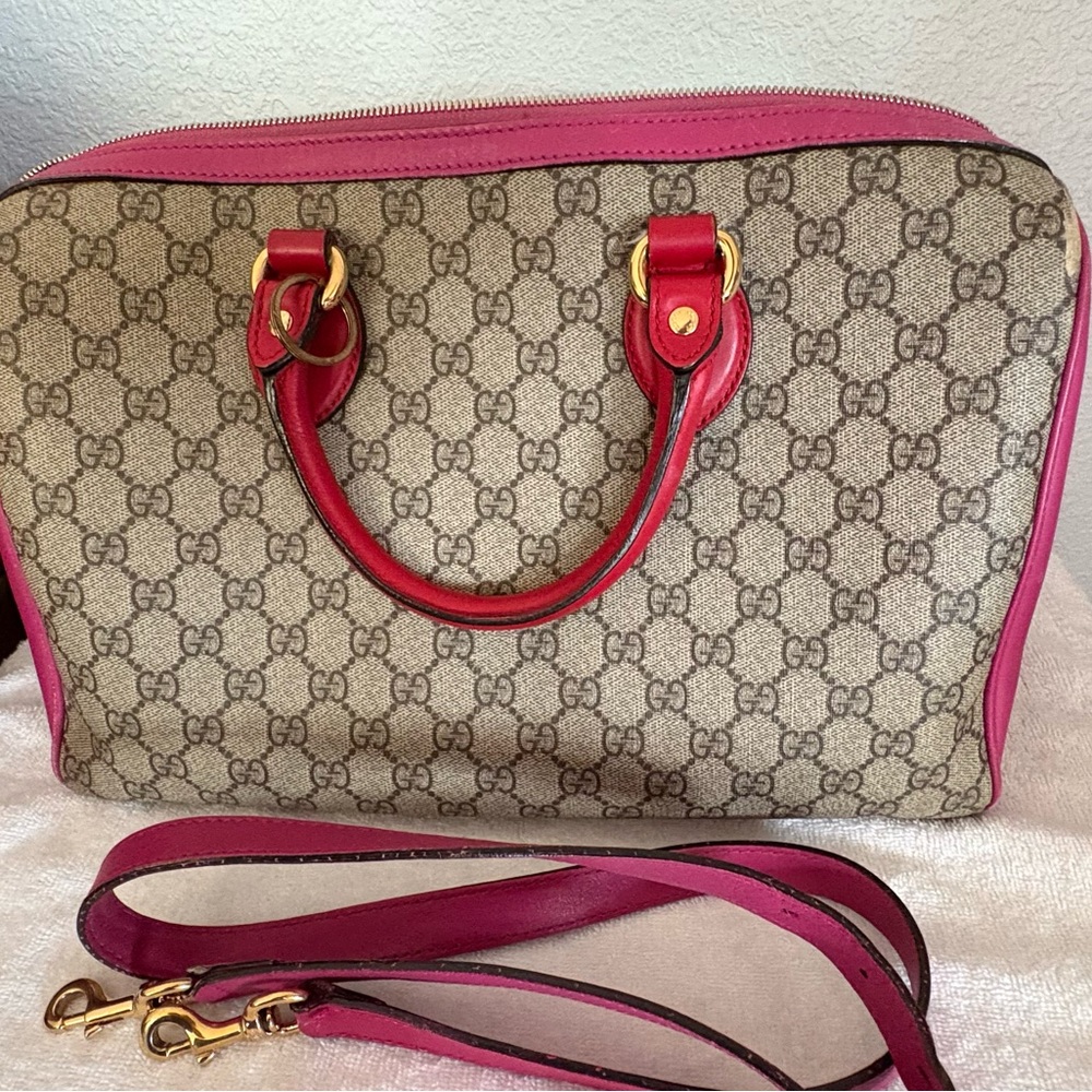 Gucci GG Supreme Boston bag with pink and red leather trim w/pink leather strap